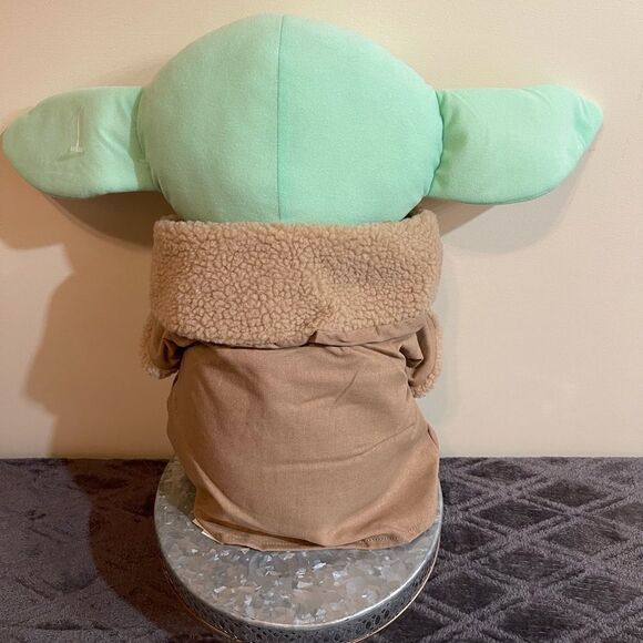 Disney Star Wars mandalorian The Child plush - Picture 4 of 9